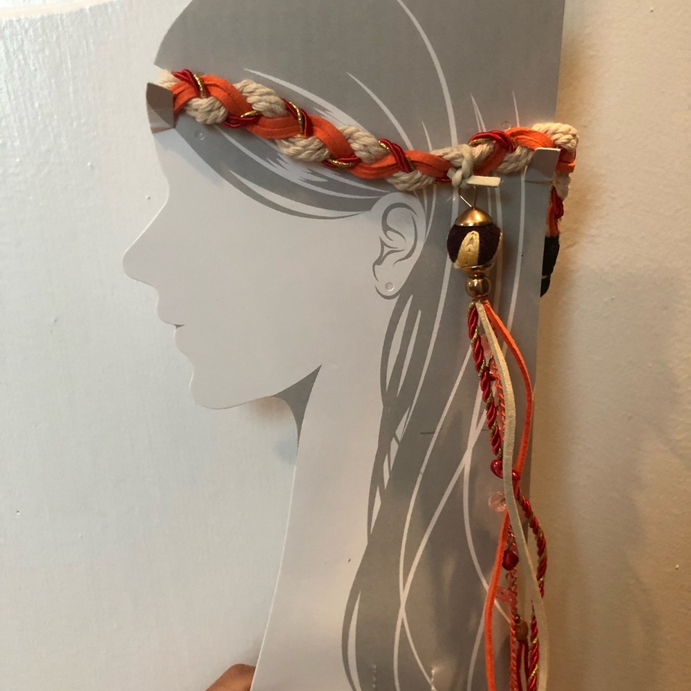 Stretch braided hair accessory